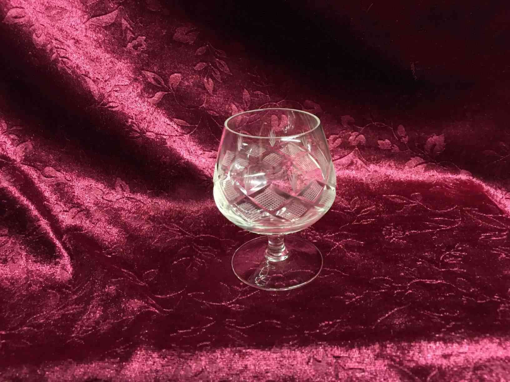 Lyngby Glas - Wien Antik - Cognac. Pris: 50,- Kr. pr. stk.