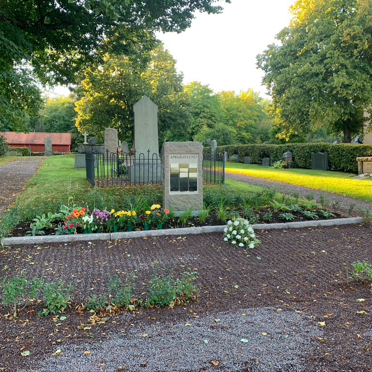 Eds kyrkogård askgravlund