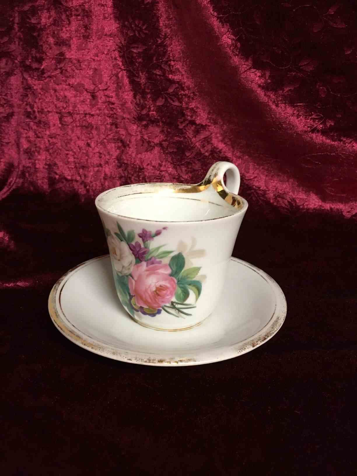 Bing & Grøndahl - Højhank kop med underkop i meget flot stand. 1860 - 1880. Pris: 900,- Kr.